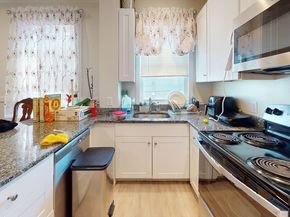 17-23 Palmer St, Salem MA 01970