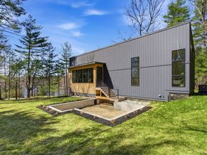 56 Seymour Street, Concord MA 01742