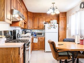 37 Argyle St, Everett MA 02149