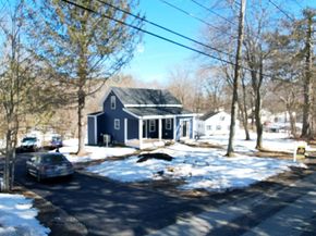 166 Leicester St, Auburn MA 01501