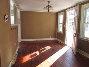 433 Putnam Hill Road, Sutton MA 01590