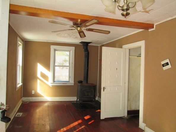 433 Putnam Hill Road, Sutton MA 01590