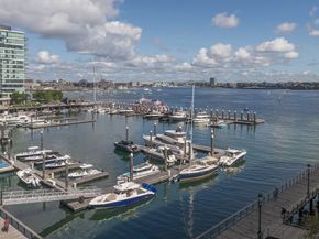 300 Pier 4 Blvd PH J, Boston MA 02210