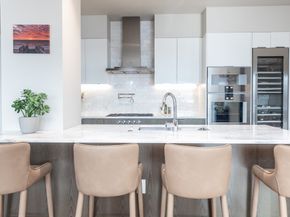 300 Pier 4 Blvd PH J, Boston MA 02210