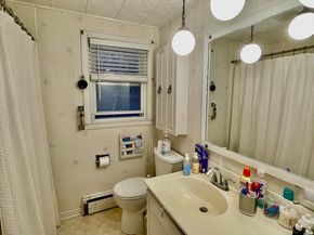 26 Valleyview Rd, Leominster MA 01453