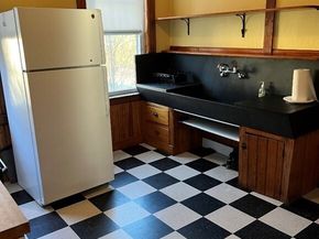 73 Moore Avenue, Worcester MA 01602