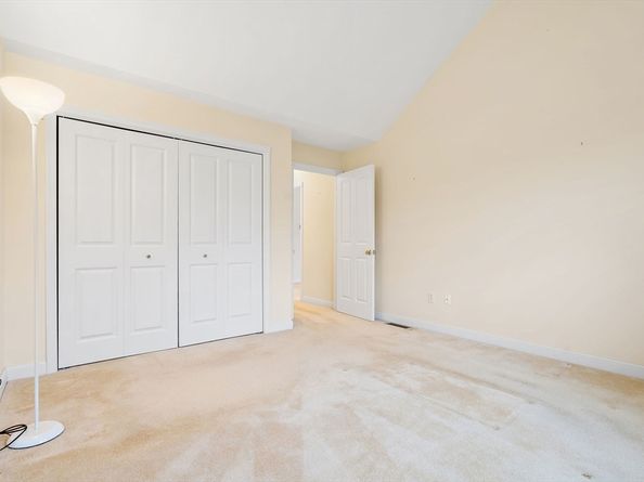 7E Strawberry Lane E, Hudson MA 01749