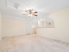 7E Strawberry Lane E, Hudson MA 01749