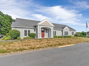 7E Strawberry Lane E, Hudson MA 01749