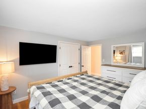 360 High St, Whitman MA 02382