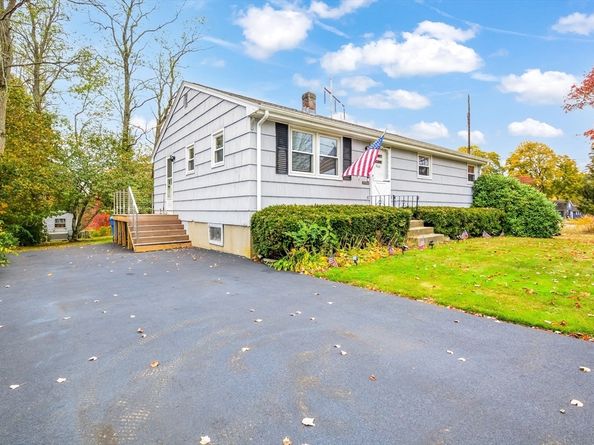 360 High St, Whitman MA 02382