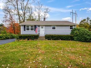 360 High St, Whitman MA 02382