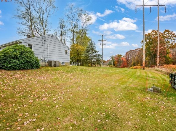 360 High St, Whitman MA 02382