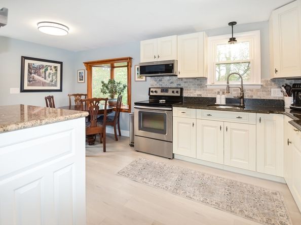 360 High St, Whitman MA 02382