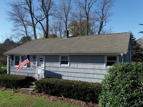 360 High St, Whitman MA 02382