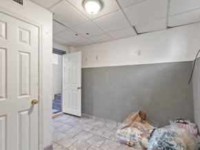 40 Aetna Street, Worcester MA 01604