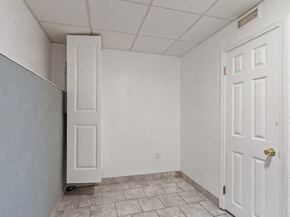 40 Aetna Street, Worcester MA 01604