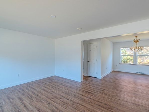 9 Headlands Dr, Plymouth MA 02360