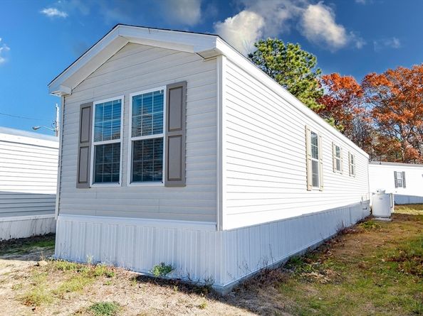 3040 Cranberry Hwy 32, Wareham MA 02538