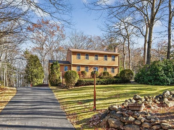 302 Ash St, Winchendon MA 01475