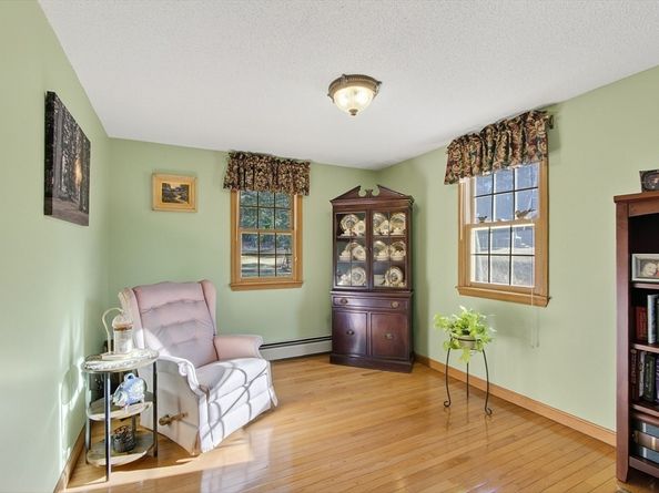 302 Ash St, Winchendon MA 01475