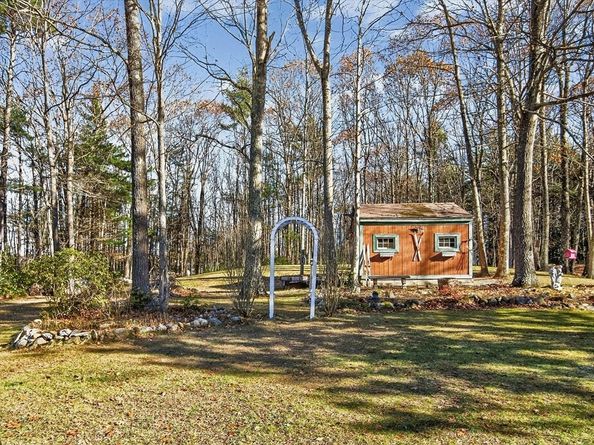 302 Ash St, Winchendon MA 01475