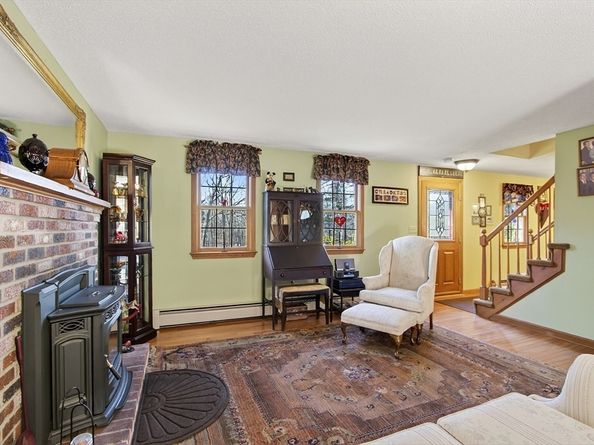 302 Ash St, Winchendon MA 01475