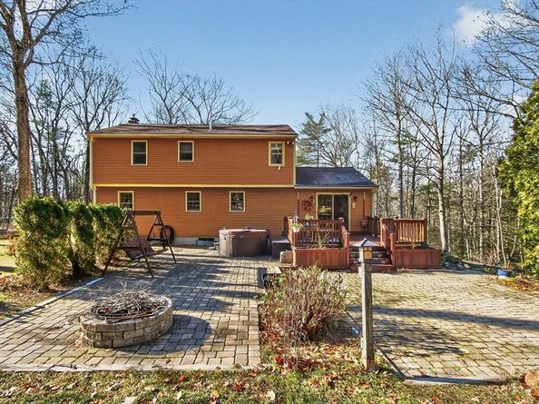 302 Ash St, Winchendon MA 01475