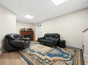 76 Parsons Hill Dr A, Worcester MA 01603