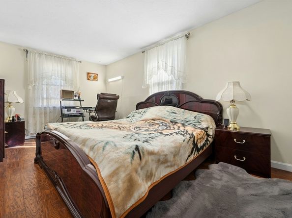 76 Parsons Hill Dr A, Worcester MA 01603