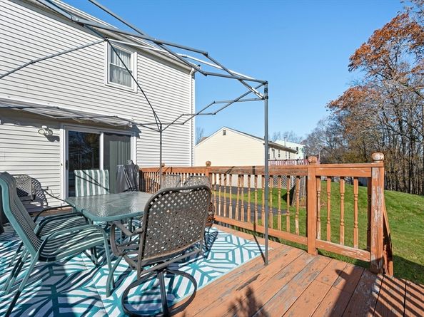 76 Parsons Hill Dr A, Worcester MA 01603