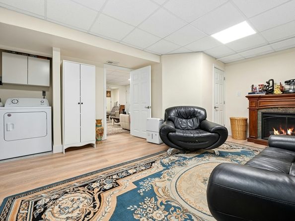 76 Parsons Hill Dr A, Worcester MA 01603