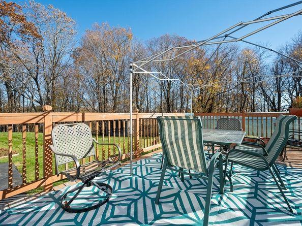 76 Parsons Hill Dr A, Worcester MA 01603