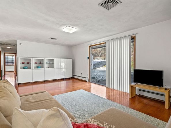 143 Winona Street, Peabody MA 01960