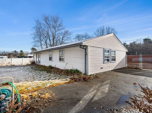 143 Winona Street, Peabody MA 01960