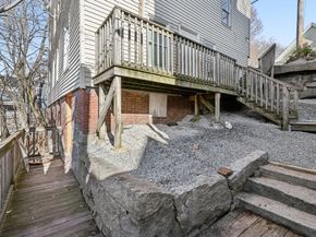 43 Pleasant St, Fitchburg MA 01420