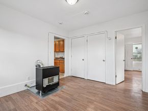 43 Pleasant St, Fitchburg MA 01420