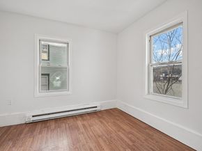 43 Pleasant St, Fitchburg MA 01420