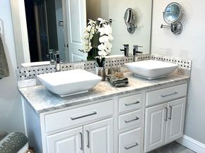 11 Osborne Hill Dr, Salem MA 01970