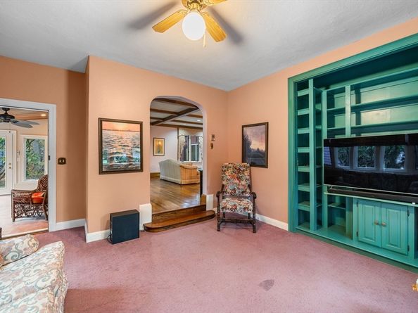 37 Stanley Rd, Swampscott MA 01907