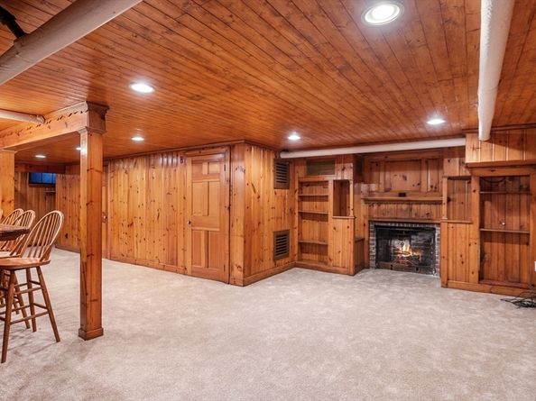 37 Stanley Rd, Swampscott MA 01907