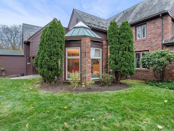 37 Stanley Rd, Swampscott MA 01907