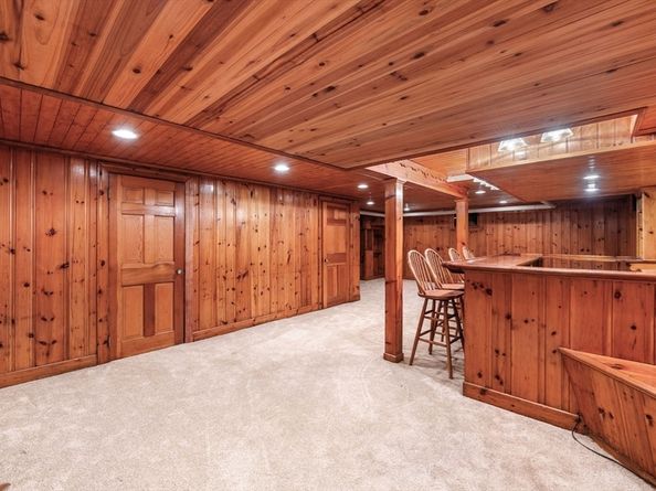 37 Stanley Rd, Swampscott MA 01907