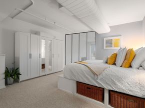 25 Channel Center St 807, Boston MA 02210