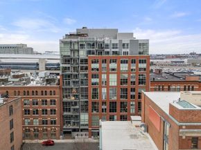 25 Channel Center St 807, Boston MA 02210