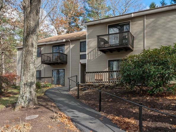 24 Thayer Pond Dr unit 16, Oxford MA 01537