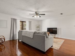 24 Thayer Pond Dr unit 16, Oxford MA 01537