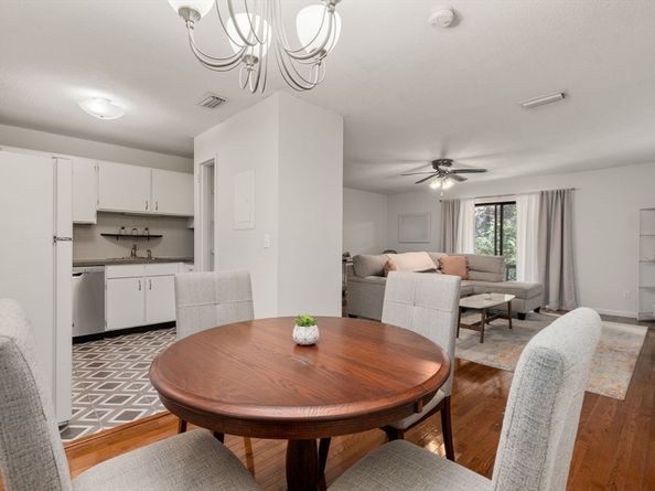 24 Thayer Pond Dr unit 16, Oxford MA 01537