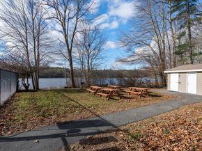 24 Thayer Pond Dr unit 16, Oxford MA 01537