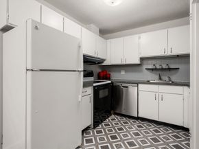 24 Thayer Pond Dr unit 16, Oxford MA 01537